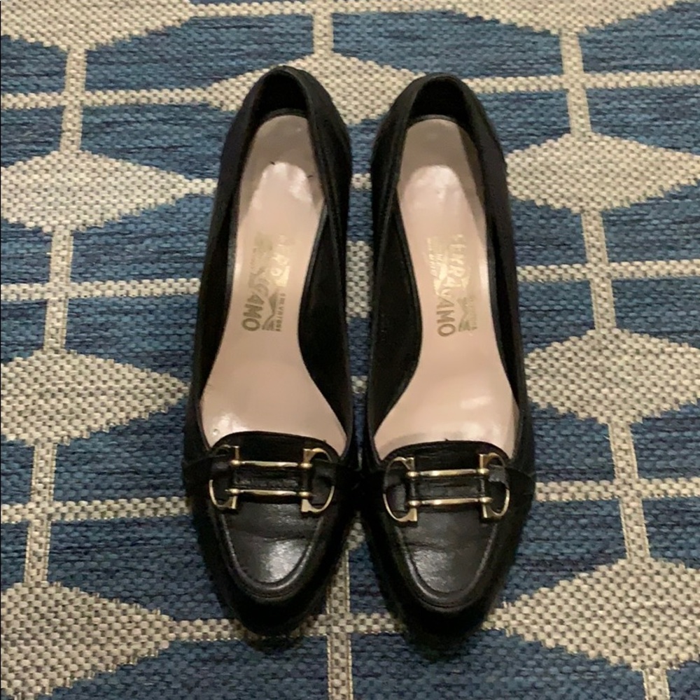 Salvatore Ferragamo Horsebit 55cm block pump